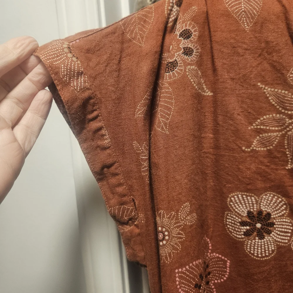 a.n.a Rust-Brown Floral Tunic Top - Picture 4 of 5